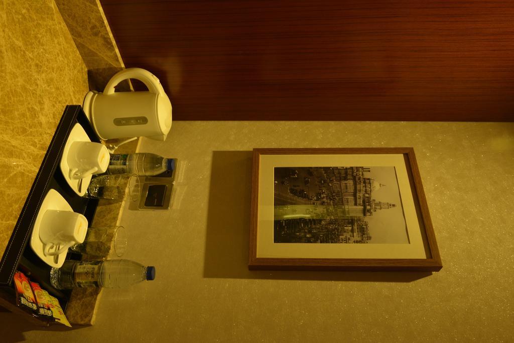 Yitel Ningbo Old Bund Hotel Екстер'єр фото